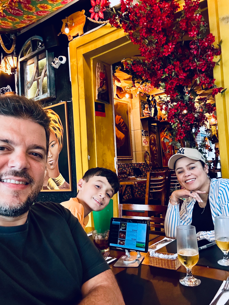 Dona Angola - Decoração